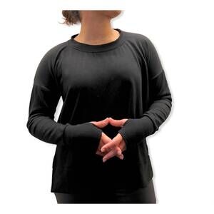 NEW ALYSSA THOMAS crew neck long sleeve sweatshirt in black